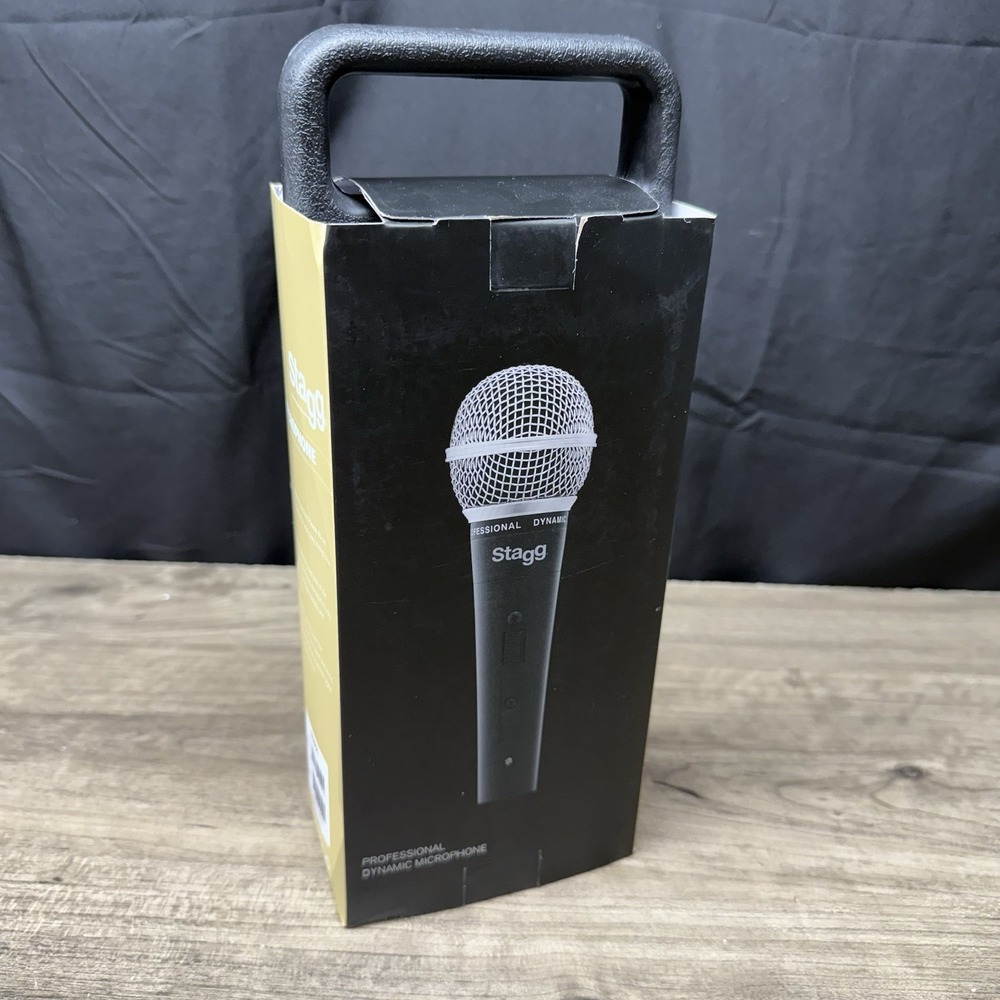 NEW Stagg SDM50 Handheld Microphone Dynamic Cardioid Vocal Mic XLR Cable & Case